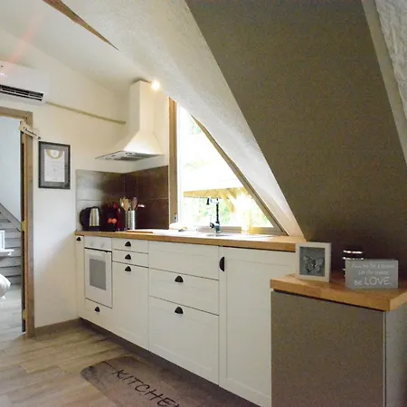 Alpehytte In With Roof Terrace, Garden, Bbq Gesves